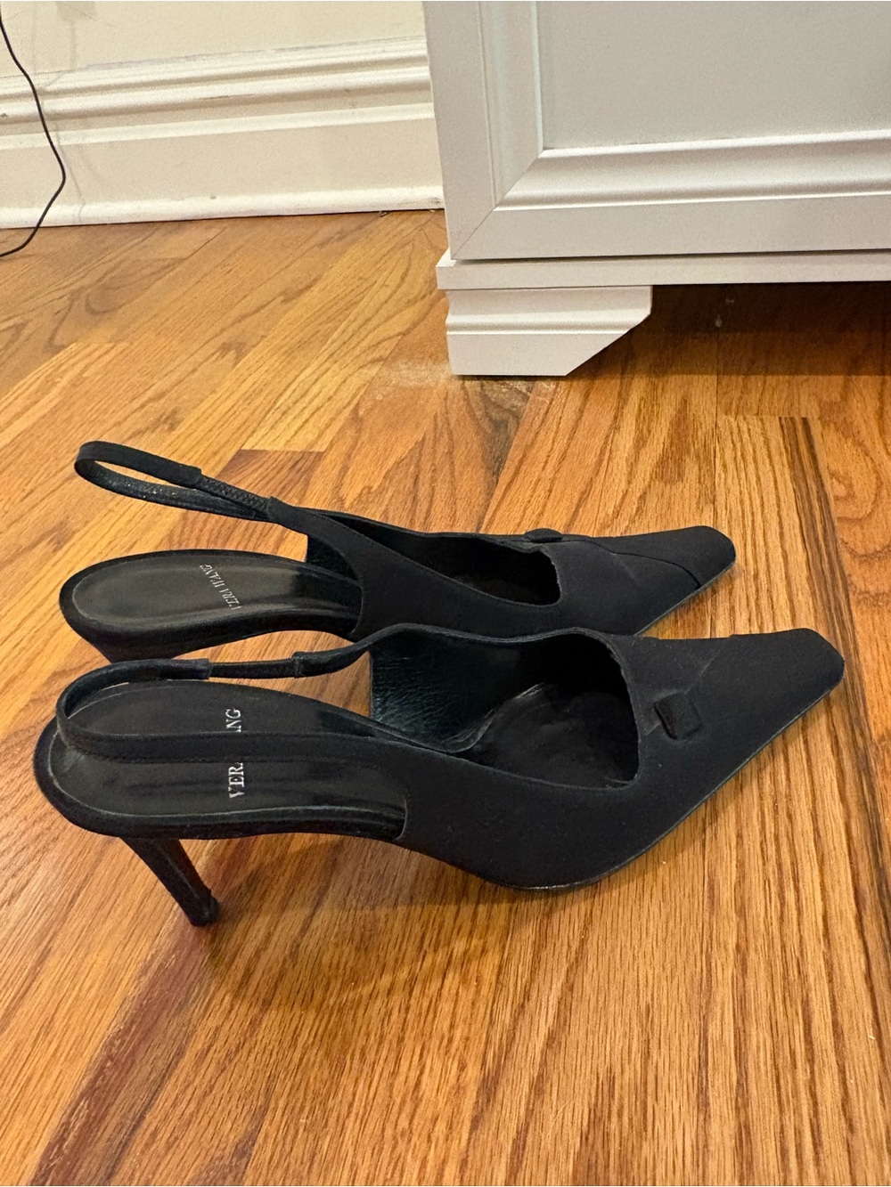 Vera Wang Black Pointed-Toe Slingback Heels